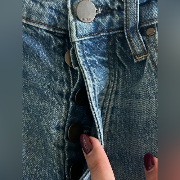 A.N.A. Highest Rise Vintage Denim Distressed Straight Jeans Size 2 - Picture 7 of 8